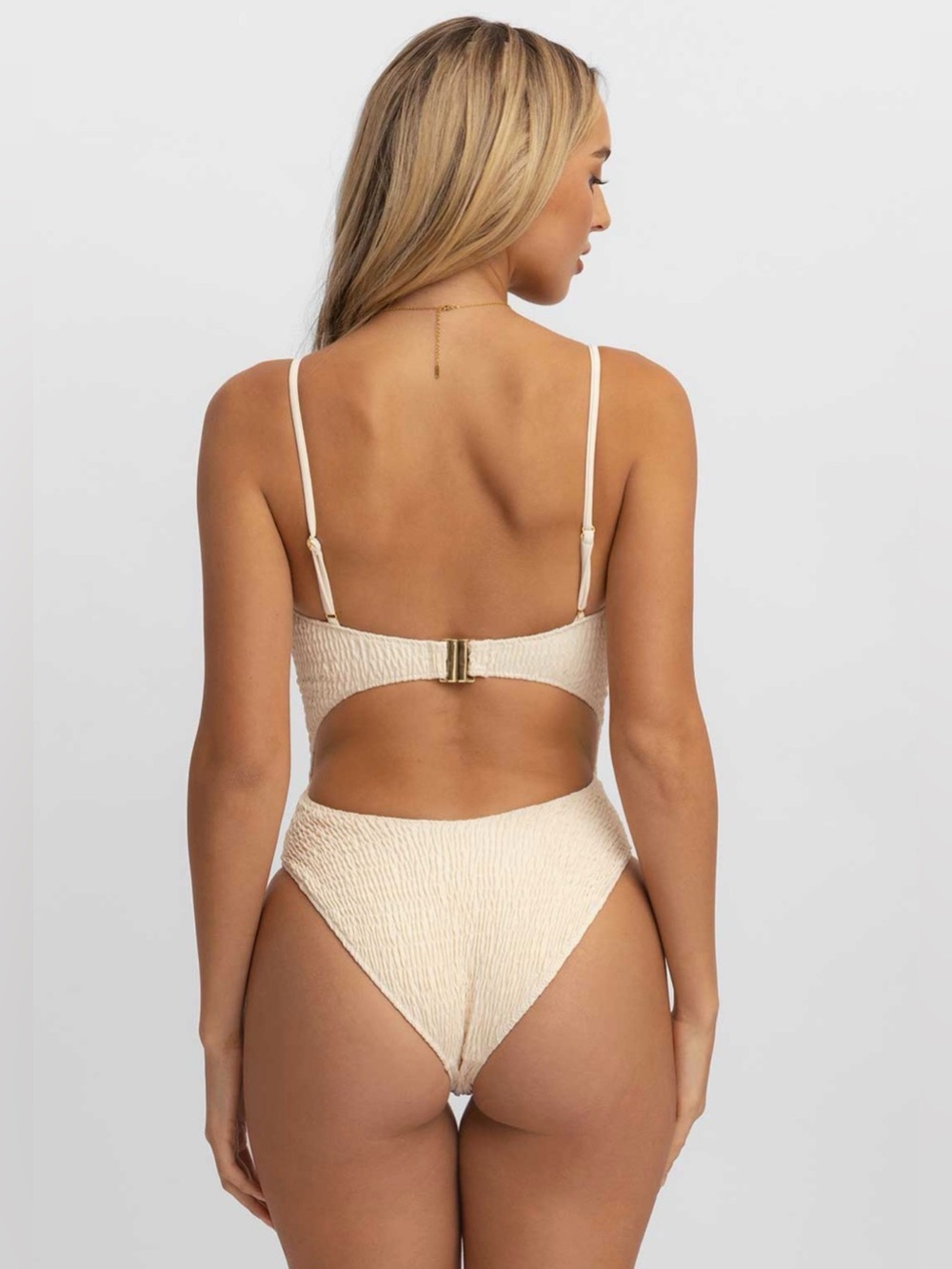 NWT Blackbough Swim Kaia Cut-Out One Piece / Ivory Coast Smocked Small - Picture 3 of 14
